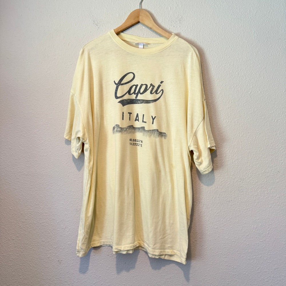 Colsie Capri Italy Graphic Tee Mens Medium Pale Yellow Short Sleeve Oversized